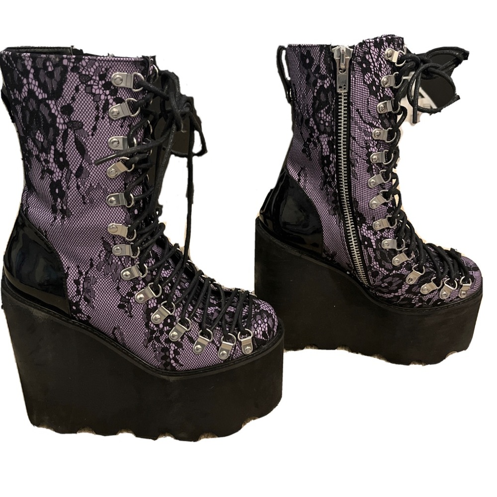 DOLLSKILL Platform Black and purple demonias. in great condition barely worn
